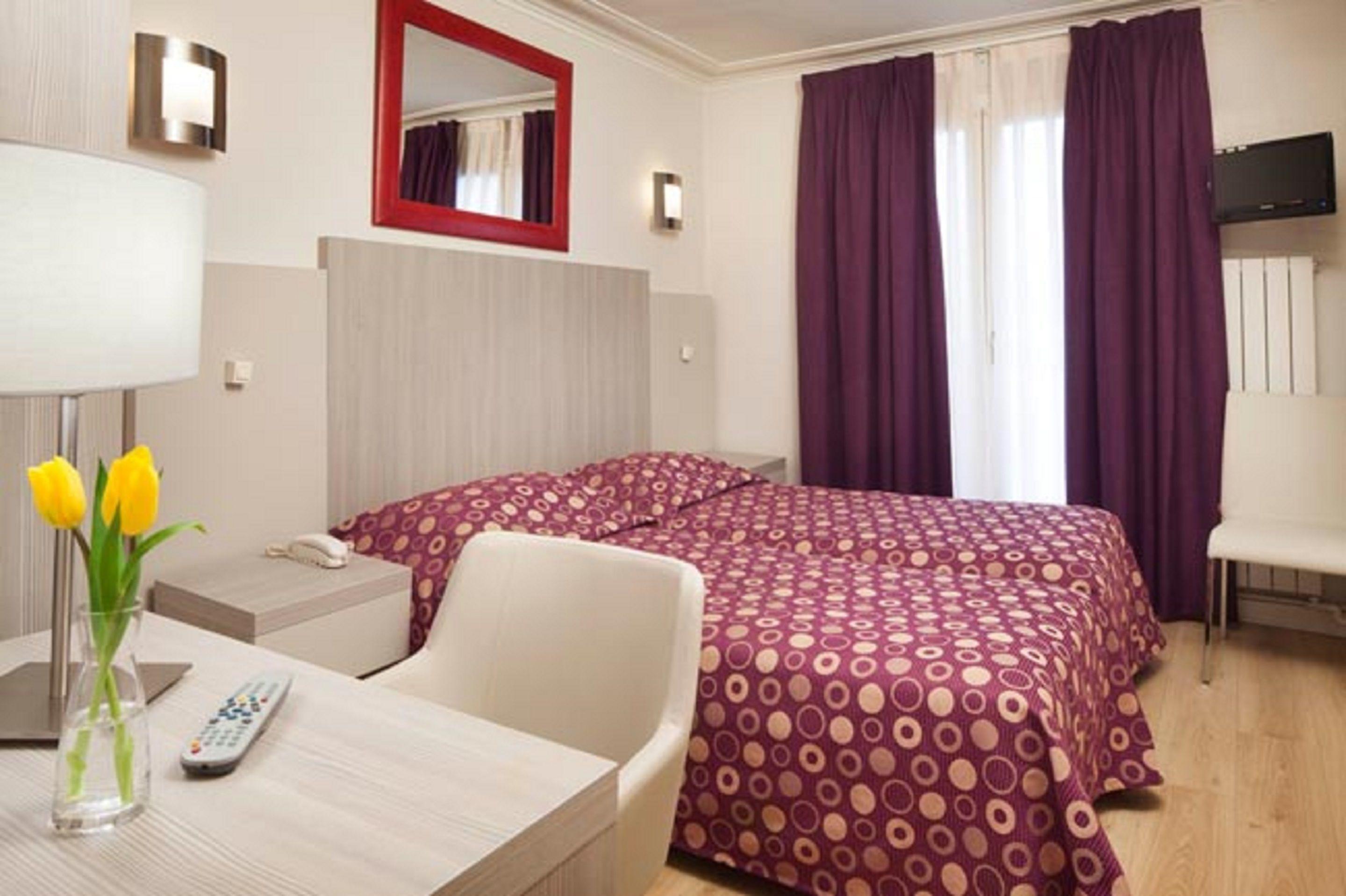 Excelsior Hotel 2*