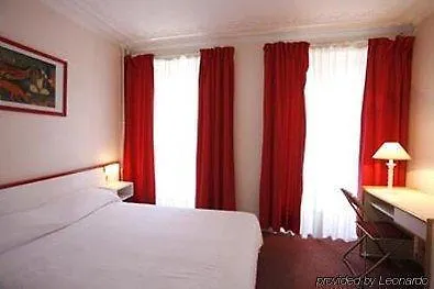Excelsior Hotel 2*